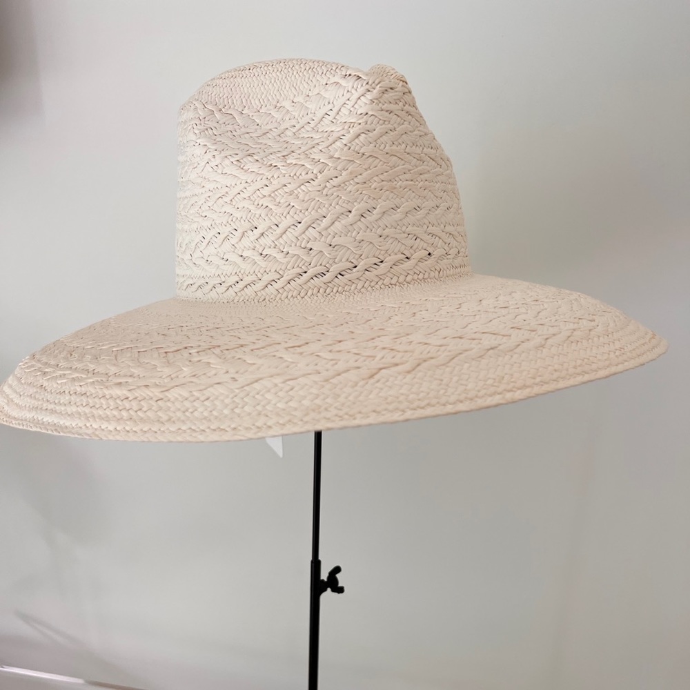 Purchase here NWT Freya wide brim hat.  Took off tag but never worn out.
